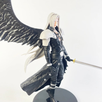 Kingdom Hearts Sephiroth szobor (28 cm) (doboz nélkül)